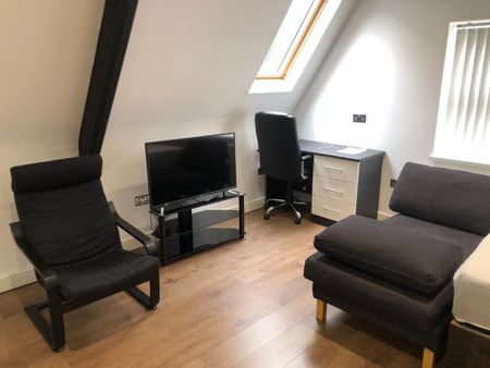 Studio to rent - Photo 4