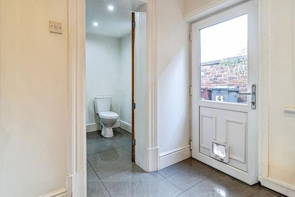 3 bedroom terraced house to rent - Photo 1