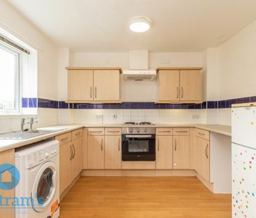 2 bed Apartment for Rent - Photo 3