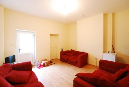 7 Bed - Oxnam Crescent, Spital Tongues - Photo 5