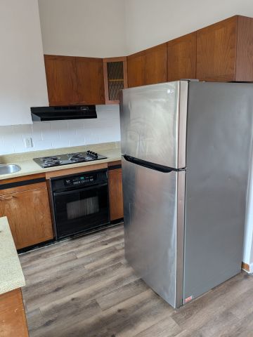 For Lease - 740 Stone Street, Oshawa, Ontario - Photo 2