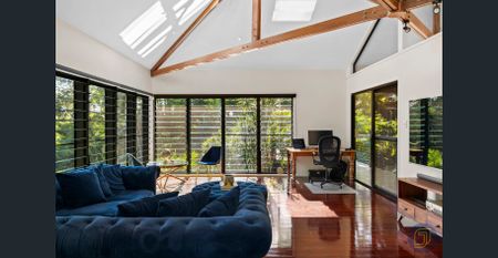 Peaceful Living in Pullenvale - Photo 2