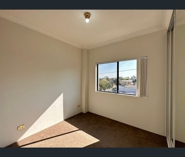 Two Bedroom Unit in Carlingford - Photo 3