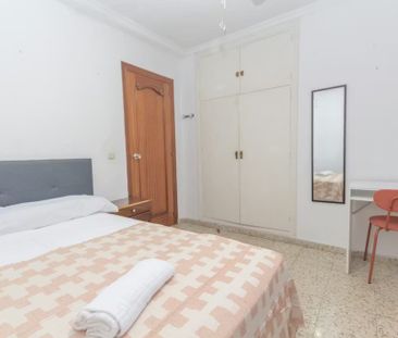 Calle Manuel de Falla, Málaga, Andalusia 29004 - Photo 2