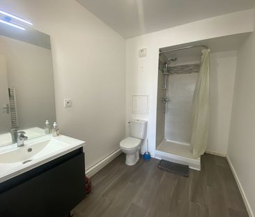 Appartement Corbeil Essonnes 2 pièce(s) 43.70 m2 - Photo 2