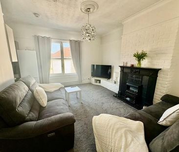 3 bedroom maisonette to rent - Photo 1