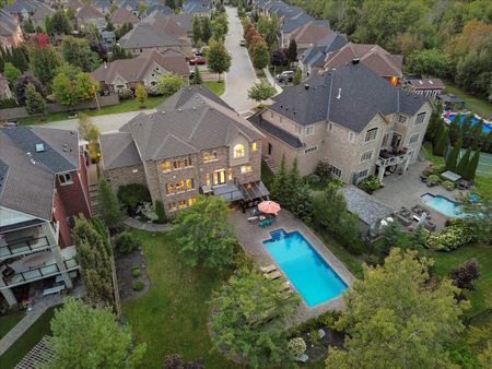 For Lease - 58 Coach Crescent, Whitby, Ontario - Photo 4