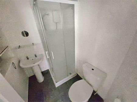 West Road, Westcliff On Sea, Westcliff On Sea, SS0 - Photo 2