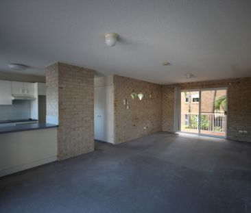 Live in the Heart of Mooloolaba! - Photo 3