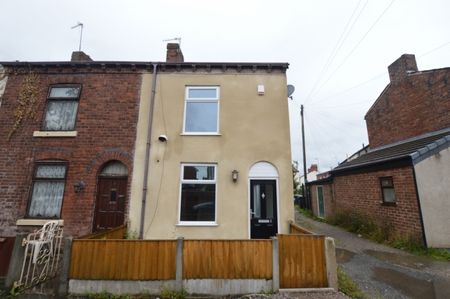 2 Bedroom End of Terrace - Photo 3