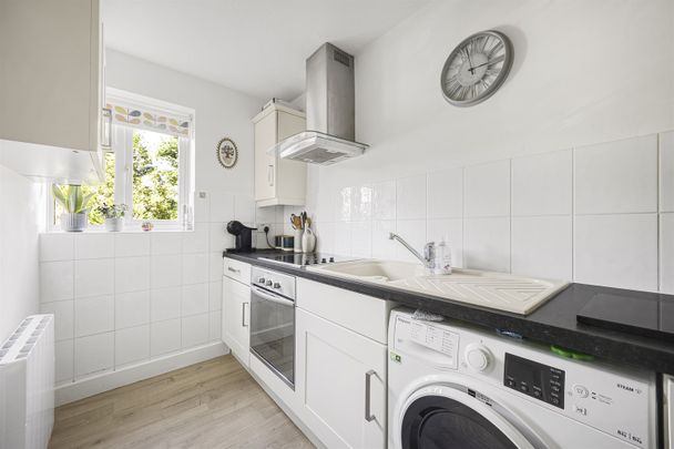 Pennyroyal Court, Reading, RG1 6HE - Photo 1