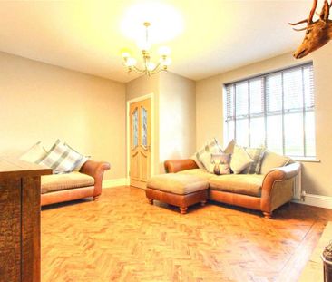 2 bedroom end of terrace house to rent - Photo 1