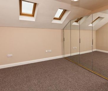 24 Linen Crescent, Bangor, BT19 7JH - Photo 2