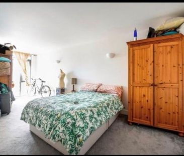 1 Bed Flat, The Odeon, IG11 - Photo 6