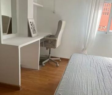 Carrer de Carrícola, Valencia, Valencian Community 46017 - Photo 3