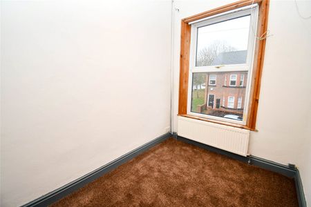 Glover Street, CH42 9LU, Birkenhead - Photo 4