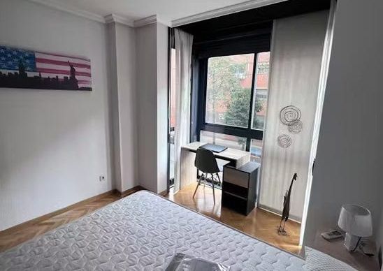 Calle Ladera de los Almendros, Madrid, Community of Madrid 28032