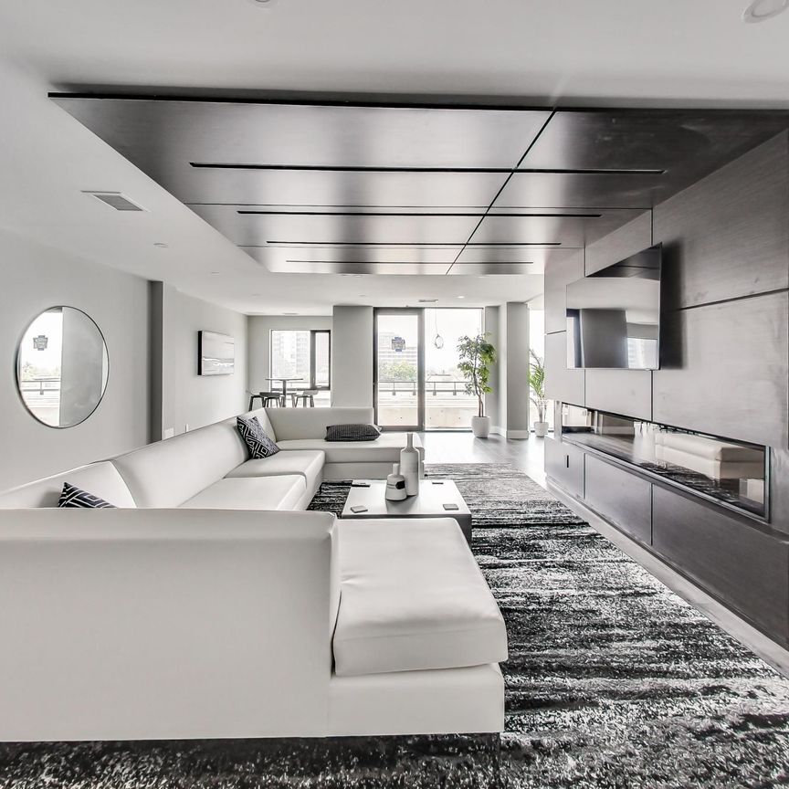 For Lease - 15 Queen Street Unit# 1202, Hamilton, Ontario - Photo 1