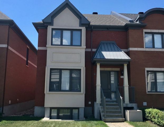 À louer / Maison à étages - Photo 1