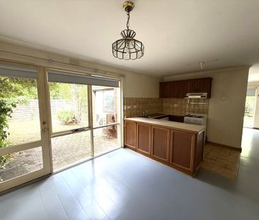 Cosy 2 Bedroom Townhouse - Parkville - Photo 3