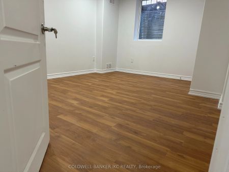 227 Dalgleish Gardens - Photo 2