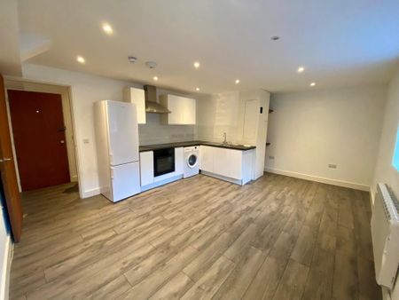 Studio to rent - Photo 5