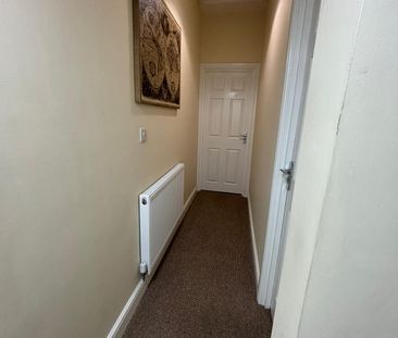 Room 2, 99 Victoria Road, Mexborough, S64 - Photo 1