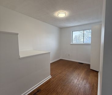 For Lease - 12 Felan Crescent, Toronto, Ontario - Photo 2