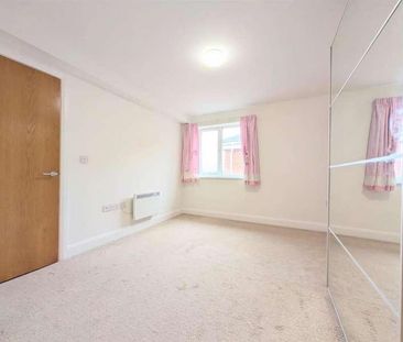 Oliver Court, Patricia Close, Cippenham, SL1 - Photo 3