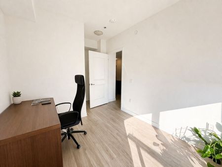 For Lease - 4675 Metcalfe Avenue Unit# 1706, Mississauga, Ontario - Photo 2