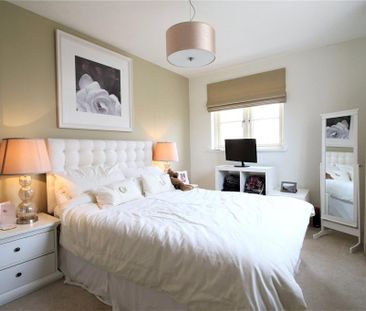 4 bedroom detached house to rent - Photo 5