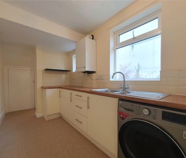 2 bed terraced house to rent in Walter Street, Stockton-on-Tees, TS18 - Photo 6