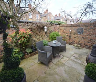 2 Bedroom Terraced To Let - Photo 1