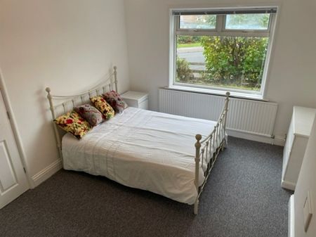 Book Now For 2025-2026 Canley - - Photo 2