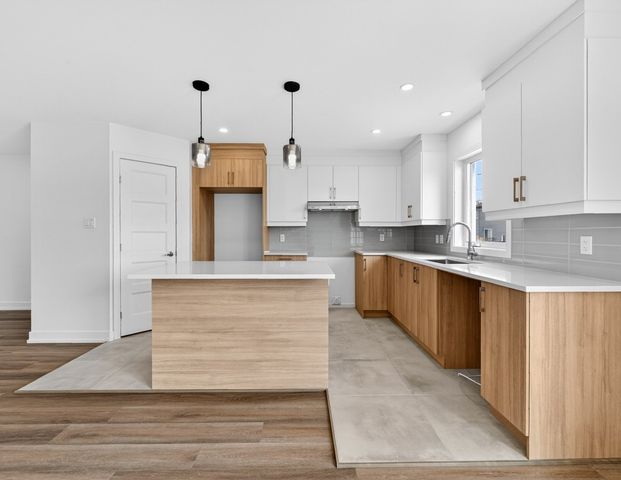 À louer / Maison à étages - Photo 1