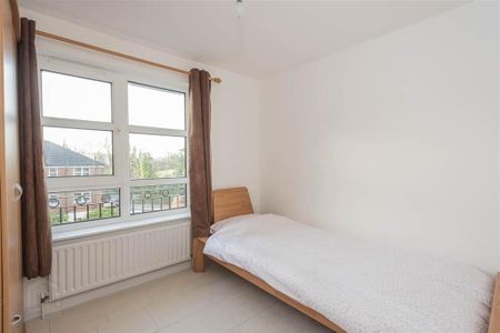 18 Richmond Heights, Holywood, BT18 9TF - Photo 2