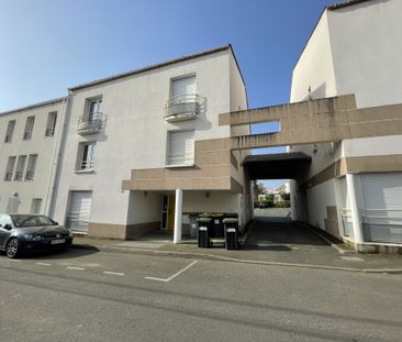 Location Appartement 1 pièce 26m² LA ROCHE SUR YON 85000 - Photo 5