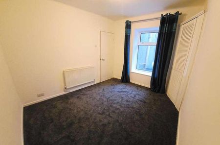 Graig Terrace, Swansea, SA1 - Photo 4