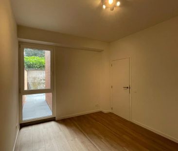 Prachtig gelijkvloers appartement met 3 slaapkamers en terras, midd... - Photo 1