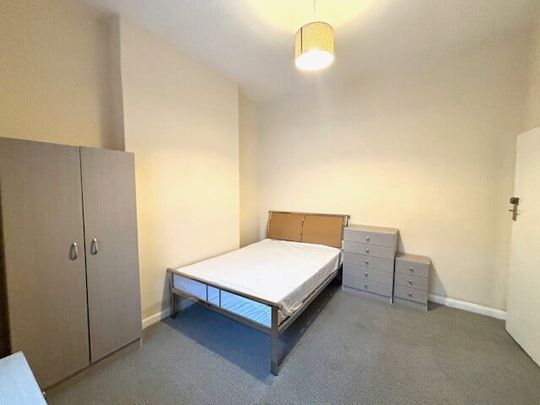 Falmouth Street - Photo 1