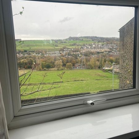 3 bedroom detached house to rent - Photo 3