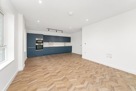 3 bedroom flat to rent - Photo 2
