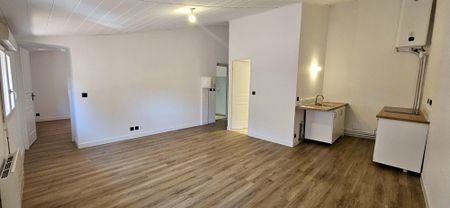 Location Appartement 2 pièces 40m² GONFARON 83590 - Photo 4
