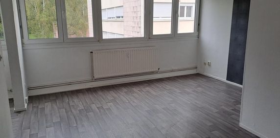 Location - Appartement T3 - 65m2 - Forbach - Photo 2