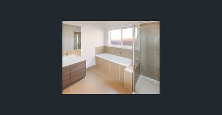 Four Bedroom Family Home in Prime Botanic Ridge Location! - Photo 5