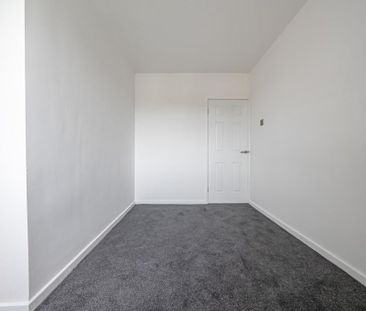 2 bedroom maisonette to rent - Photo 3