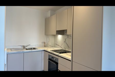 1 Bed Flat, Brook Avenue, HA9 - Photo 5