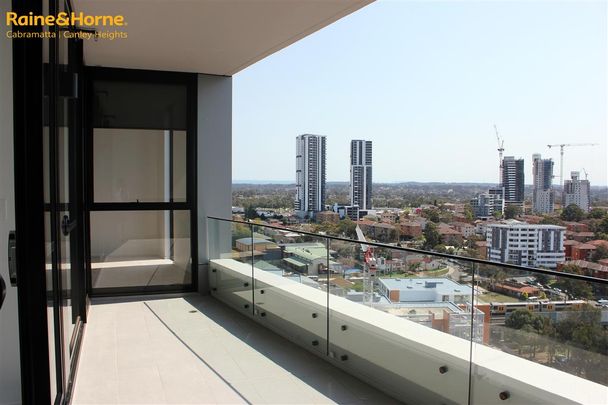 LUXURIOUS 2 BEDROOM APARTMENT + STUDY WITH AMAZING VIEWS - Photo 1