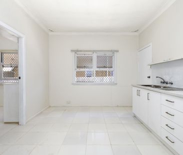 Two Bedroom Apartment in Highly Sought After The Entrance - Photo 1