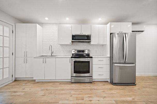 8235A Rue Dora - Photo 1